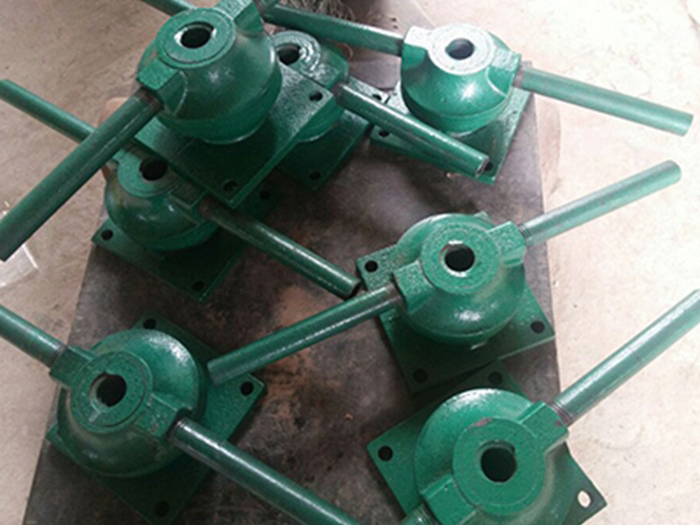 平推螺桿啟閉機(jī) 